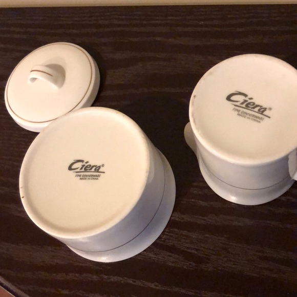 CIERA•FINE DINNER WARE•CAROL SUGAR&CREAMER POT SET - Picture 8 of 8